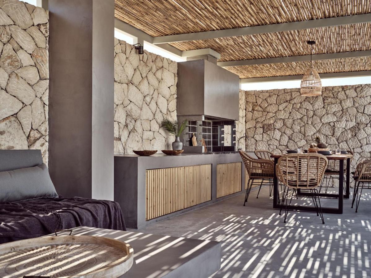 Villa Noema - Stylish With Scenic Serenity, By Zantewize *