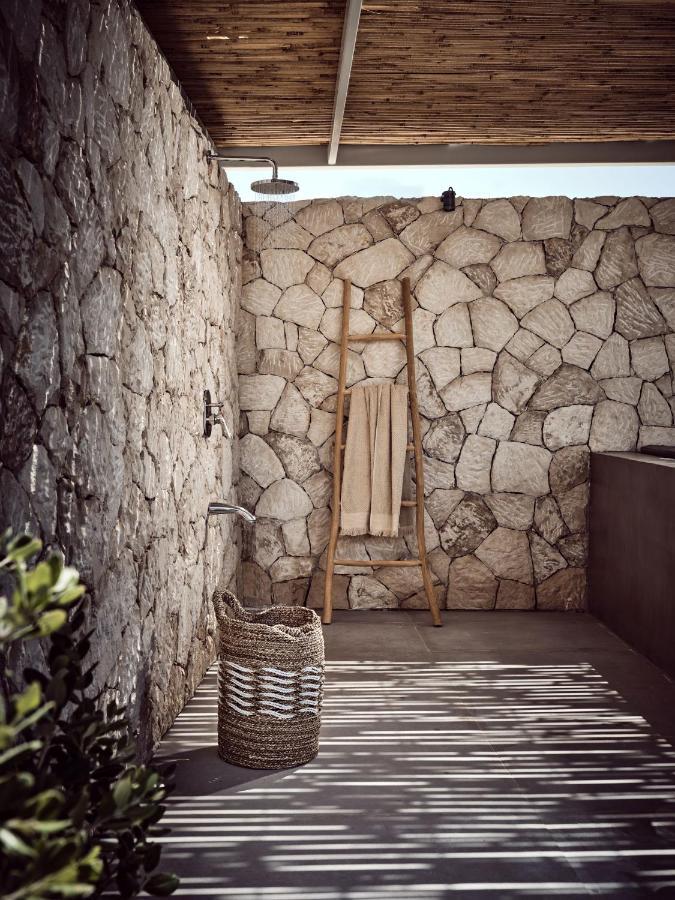 Noema - Stylish With Scenic Serenity, By Zantewize Villa